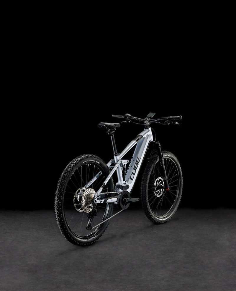 Cube Stereo Hybrid 120 Race 750 polarsilver´n´black – Bild 8